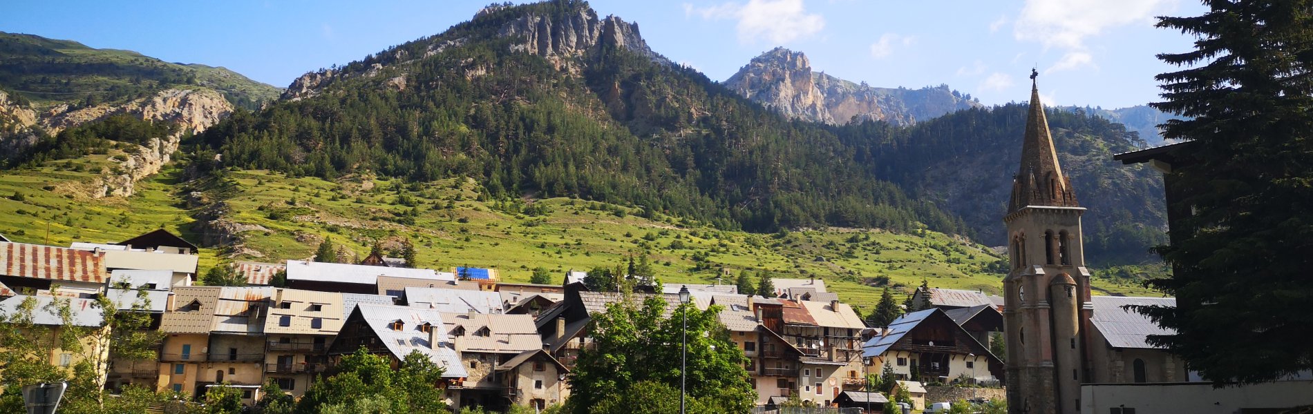 Cervières village de trail